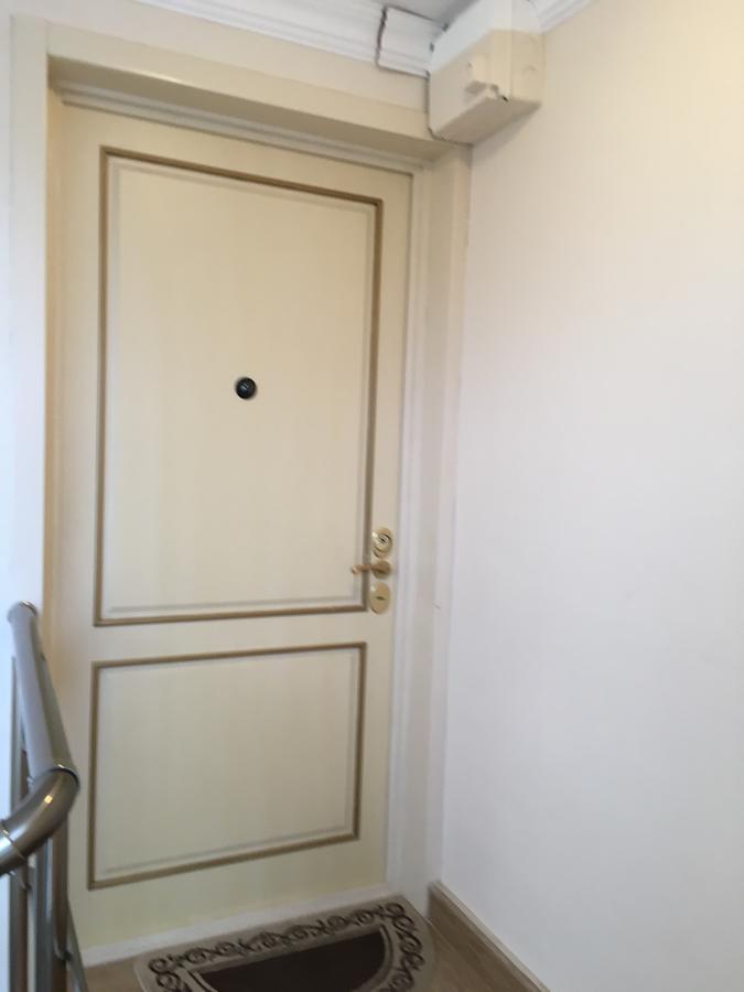 Lesya Apartment With Terrace Tbilisi ภายนอก รูปภาพ