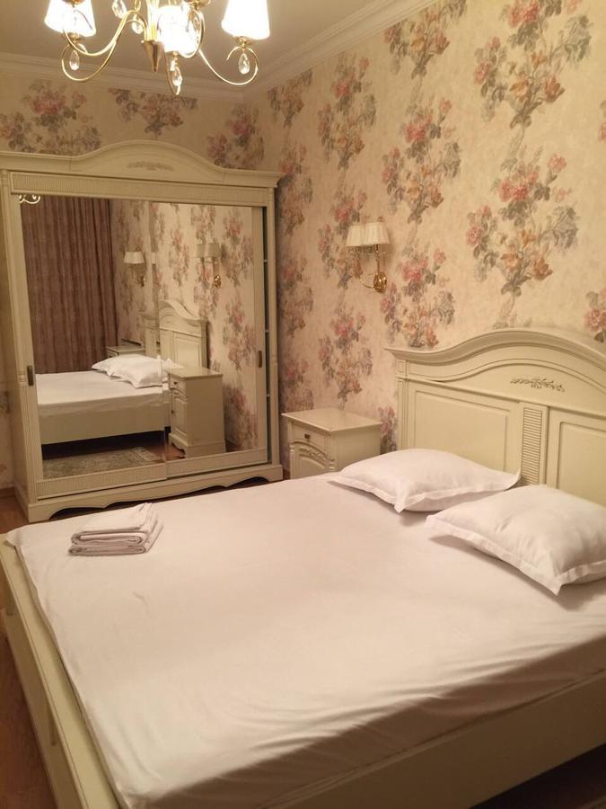 Lesya Apartment With Terrace Tbilisi ภายนอก รูปภาพ
