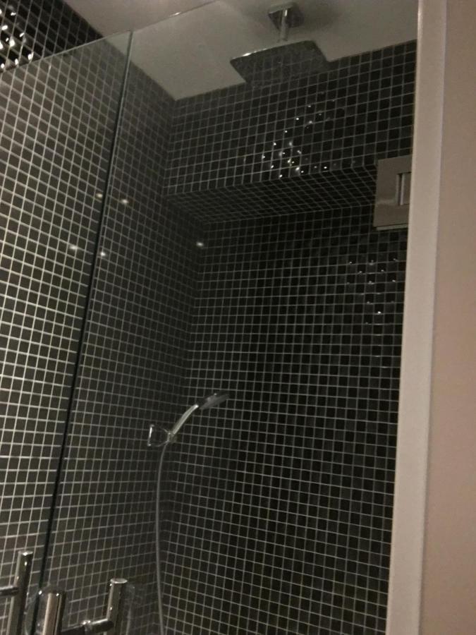 Lesya Apartment With Terrace Tbilisi ภายนอก รูปภาพ